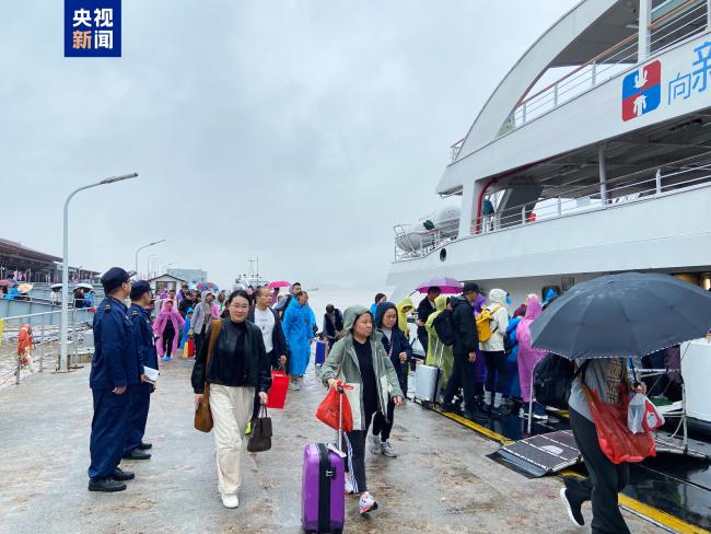 受臺(tái)風(fēng)“康妮”影響 浙江152條水上客渡運(yùn)航線停航