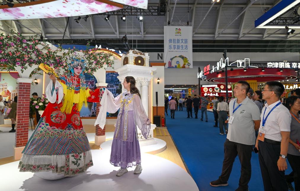 “新魅力”：中國(guó)文化在煥新傳承中贏得世界青睞