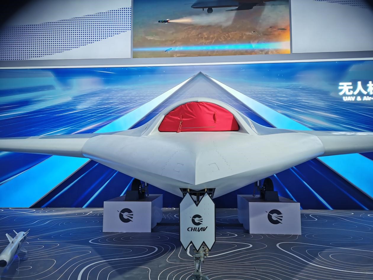 中國航展｜高空隱身殺手锏、“炸彈卡車”、“彩虹”無人機驚艷亮