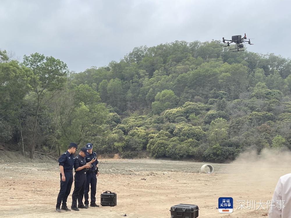 發(fā)揮新質(zhì)公安戰(zhàn)斗力，深圳8支“無(wú)人機(jī)警務(wù)隊(duì)”助力低空經(jīng)濟(jì)