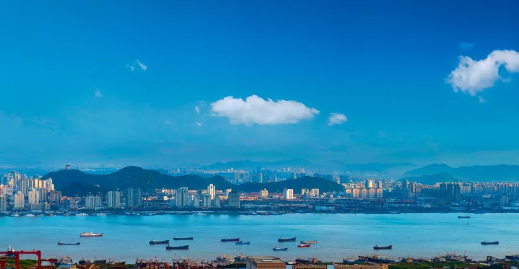 低空經(jīng)濟(jì)報； 臺州有請丨當(dāng)民營經(jīng)濟(jì)遇上“臺州式硬氣”，是堅(jiān)守
