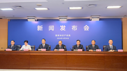 2024低空經(jīng)濟(jì)報(bào)： 低空2024：培育高質(zhì)量發(fā)展新動(dòng)能 知