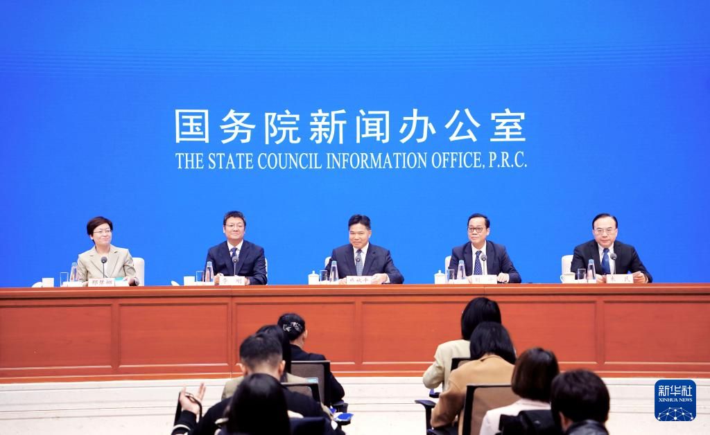 低空經(jīng)濟(jì)網(wǎng)2024： 培育新型消費(fèi) 突出首發(fā)經(jīng)濟(jì)——中國(guó)國(guó)際