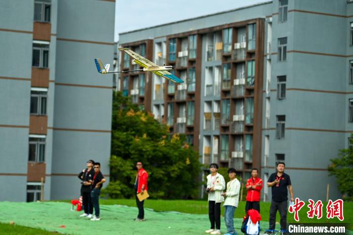 低空： 四川巴中：2024年中國國際飛行器設(shè)計挑戰(zhàn)賽總決賽比賽拉開序幕