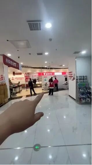 曝美團(tuán)人員在京東折扣超市偷裝攝像采集設(shè)備，竊取商業(yè)信息被警方